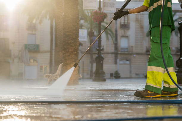 Best Deck Pressure Washing  in Poynette, WI